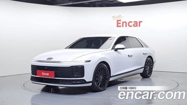 Hyundai Grandeur (GN7) Calligraphy, 2023 1