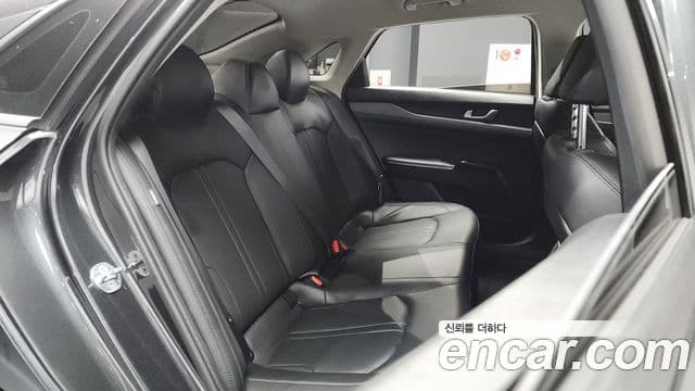 Kia K5 гибрид 3세대 Prestige, 2023 12