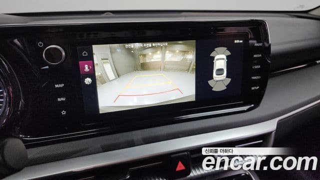 Kia K5 гибрид 3세대 Prestige, 2023 15