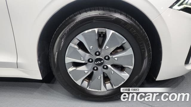 Kia K5 гибрид 3세대 Trendy, 2022 все фото