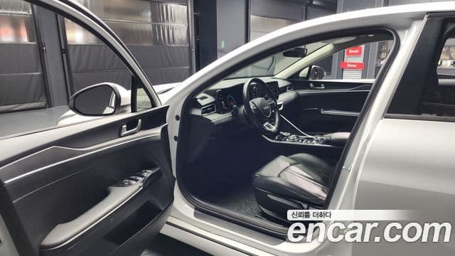 Kia K5 гибрид 3세대 Trendy, 2022 10