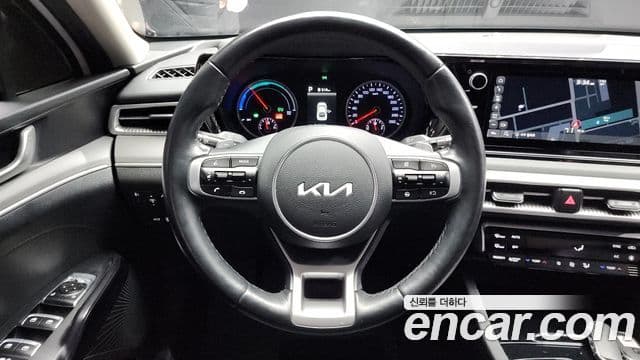 Kia K5 гибрид 3세대 Trendy, 2022 13