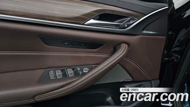 BMW 5시리즈 (G30) 530i M Sport, 2021 18