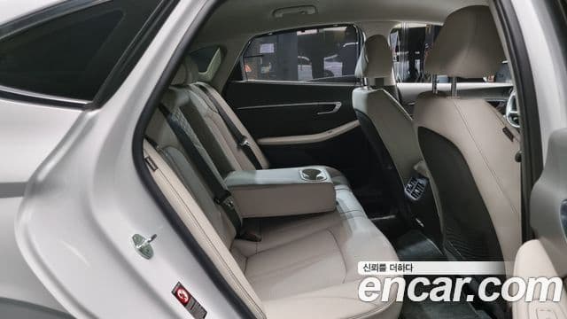 Hyundai Sonata гибрид (DN8) Inspiration, 2022 12