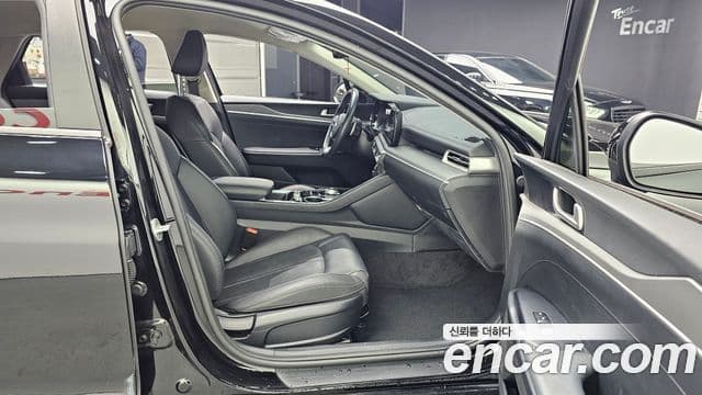 Kia K5 3세대 Prestige, 2021 11