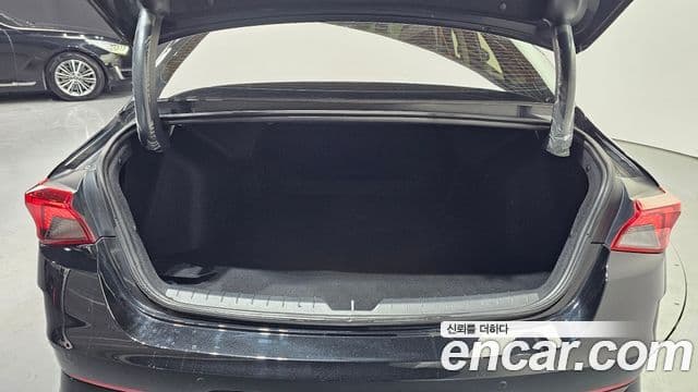 Kia K5 3세대 Prestige, 2021 20