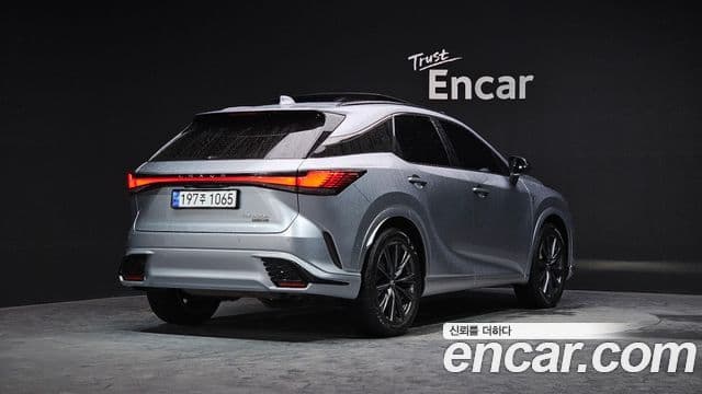 Lexus RX500h 5세대 F-Sport, 2023 2