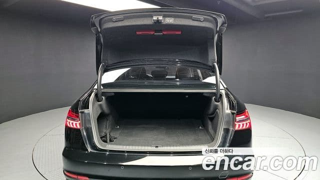 Audi A6 (C8), 2021 20