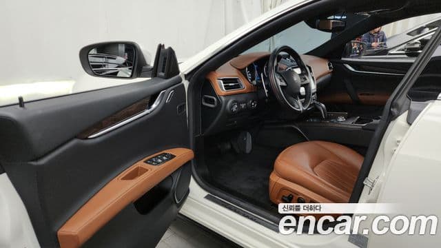 Maserati 기블리 3세대, 2020 10