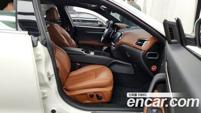 Maserati 기블리 3세대, 2020 11