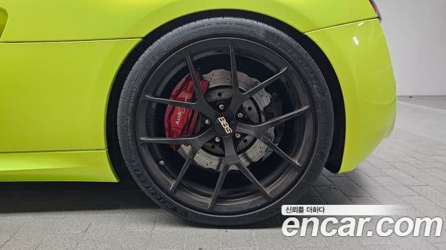 Audi R8 5.2 V10 Spyder, 2015 все фото