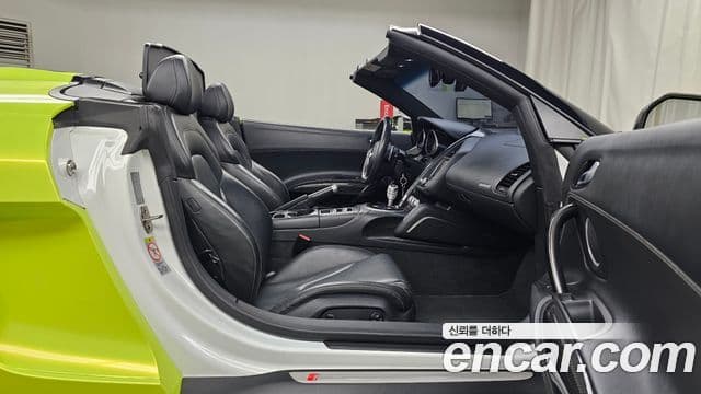 Audi R8 5.2 V10 Spyder, 2015 11