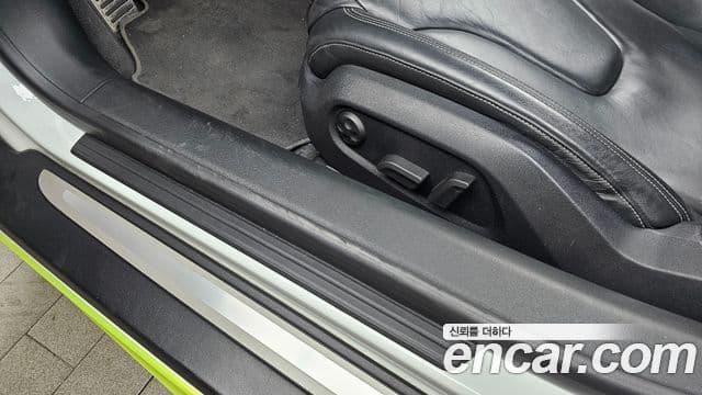 Audi R8 5.2 V10 Spyder, 2015 13