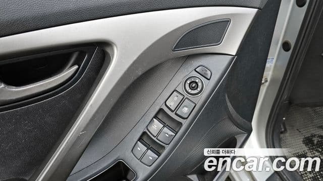 Hyundai Avante MD Luxury, 2011 15