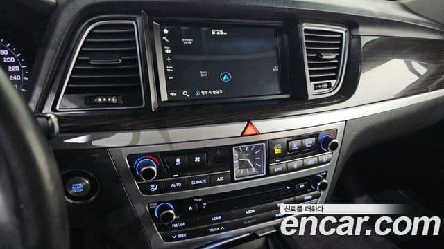 Genesis G80 Luxury, 2018 18