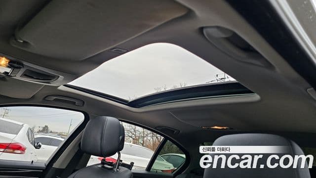 BMW 5시리즈 (F10), 2010 14