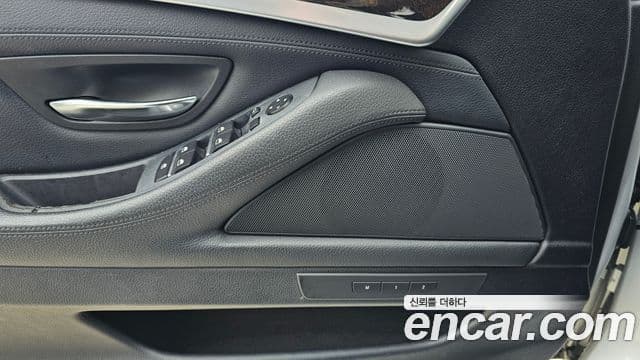 BMW 5시리즈 (F10), 2010 15