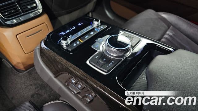 Genesis G90 Luxury, 2019 19