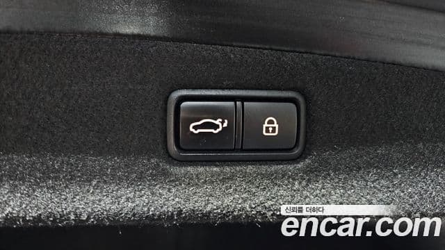 Genesis G90 Luxury, 2019 20