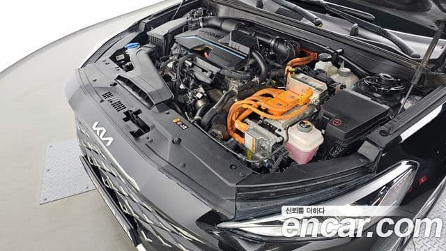 Kia K8 гибрид Signature, 2023 6