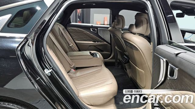 Kia K8 гибрид Signature, 2023 12