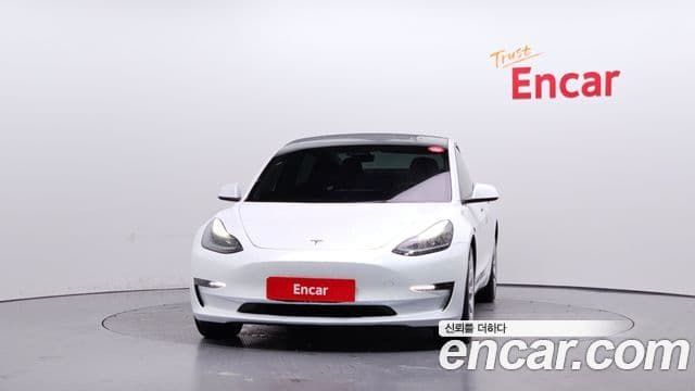 Tesla модель 3 Long Range, 2022 3