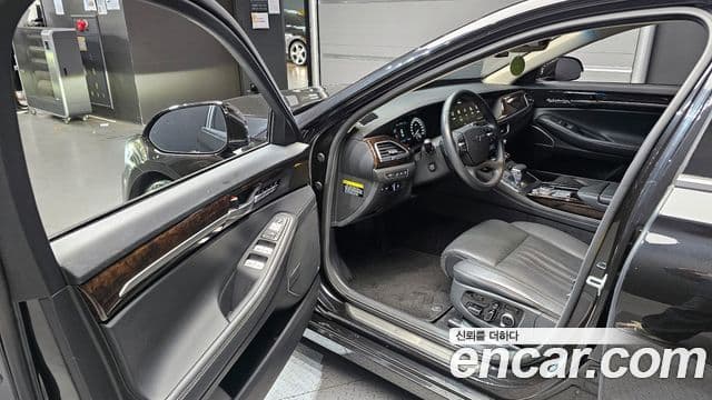 Genesis G90 Premium Luxury, 2019 10