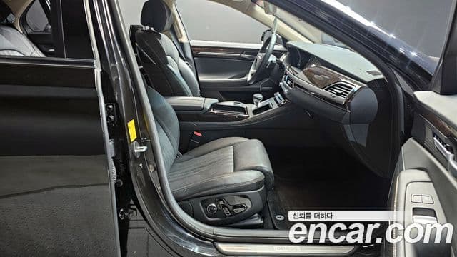 Genesis G90 Premium Luxury, 2019 11