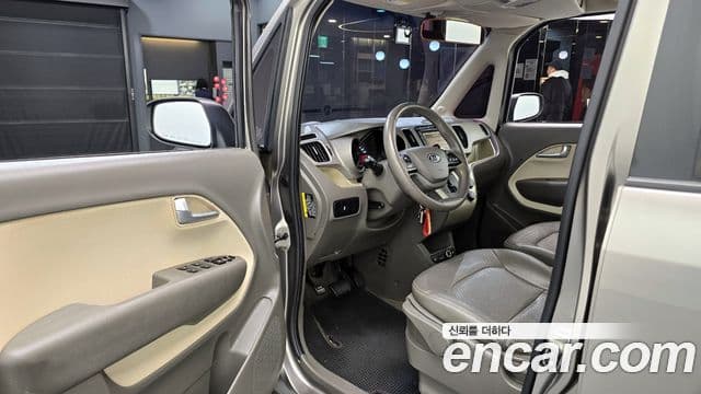 Kia Ray Luxury, 2012 11