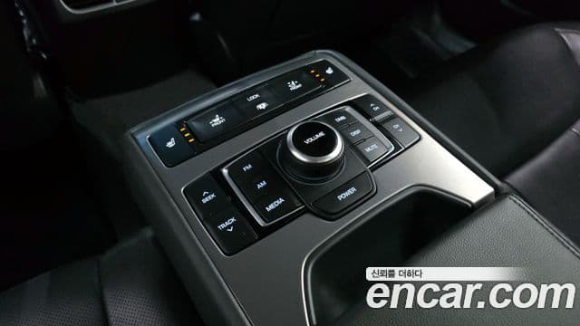 Hyundai Genesis DH Premium, 2016 17