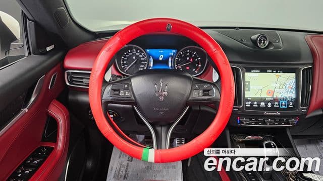 Maserati Levante, 2018 14