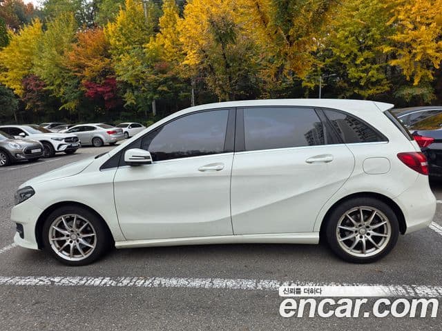 Mercedes-Benz B-класс W246 B200 d, 2017 все фото