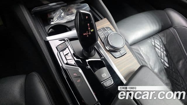 BMW 5시리즈 (G30) 530i xDrive M Sport Plus, 2018 9
