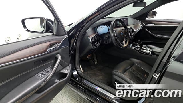 BMW 5시리즈 (G30) 530i xDrive M Sport Plus, 2018 10