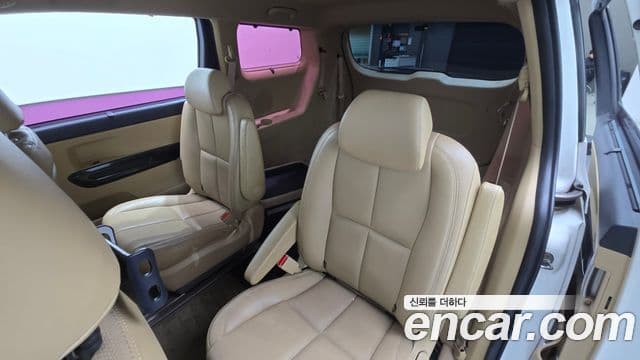 Kia All New Carnival Noblesse, 2016 12