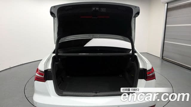 Audi A6 (C8) Premium, 2023 20