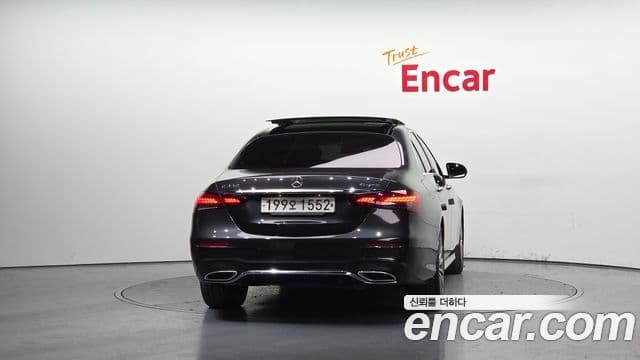 Mercedes-Benz E-класс W213 AMG Line, 2022 4