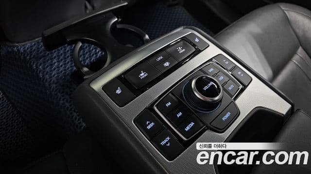 Genesis G80 Premium Luxury, 2018 18