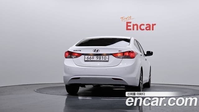 Hyundai Avante MD Modern, 2013 4