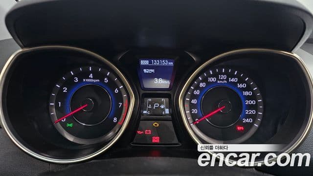 Hyundai Avante MD Modern, 2013 8