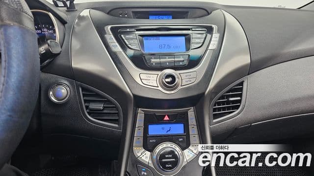 Hyundai Avante MD Modern, 2013 15