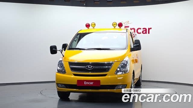 Hyundai Grand Starex детский перевозочный автомобиль, 2015 3