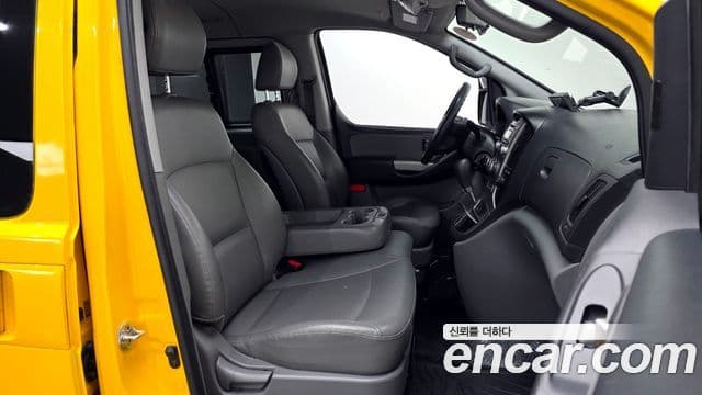 Hyundai Grand Starex детский перевозочный автомобиль, 2015 11