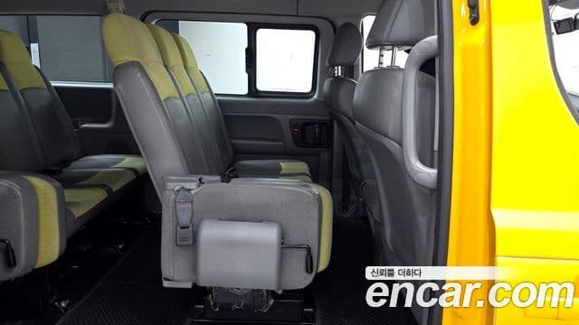 Hyundai Grand Starex детский перевозочный автомобиль, 2015 12