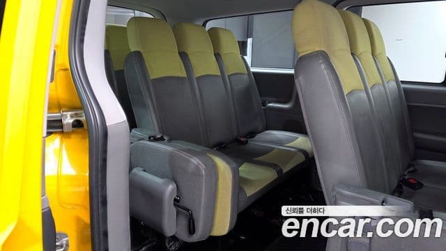 Hyundai Grand Starex детский перевозочный автомобиль, 2015 13