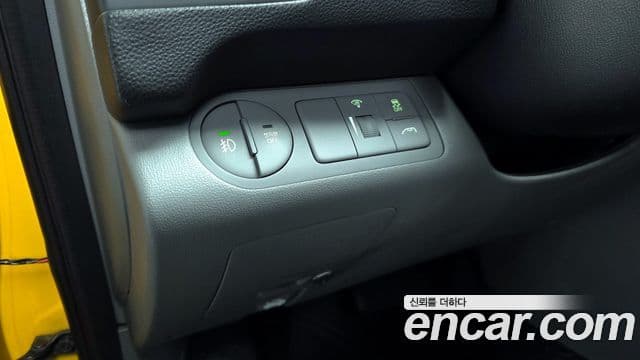 Hyundai Grand Starex детский перевозочный автомобиль, 2015 18