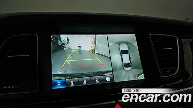 Genesis G80 Premium Luxury, 2018 17