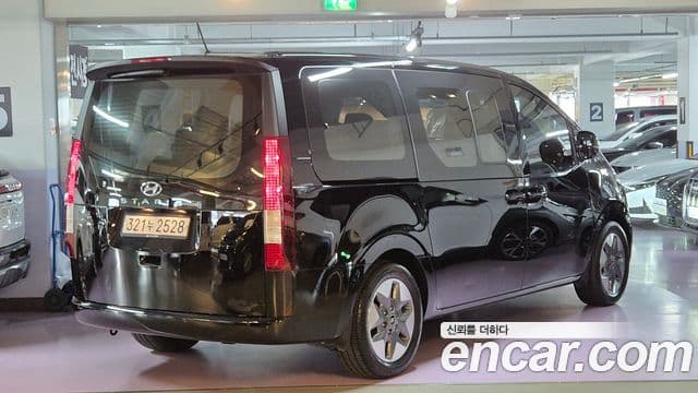 Hyundai Staria Modern, 2022 2