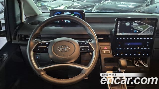 Hyundai Staria Modern, 2022 13