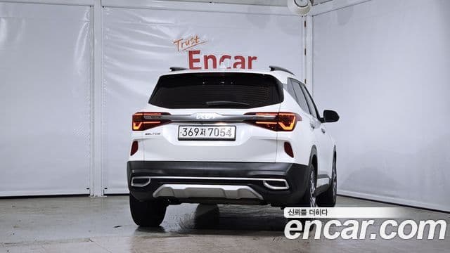 Kia Seltos Signature, 2023 4